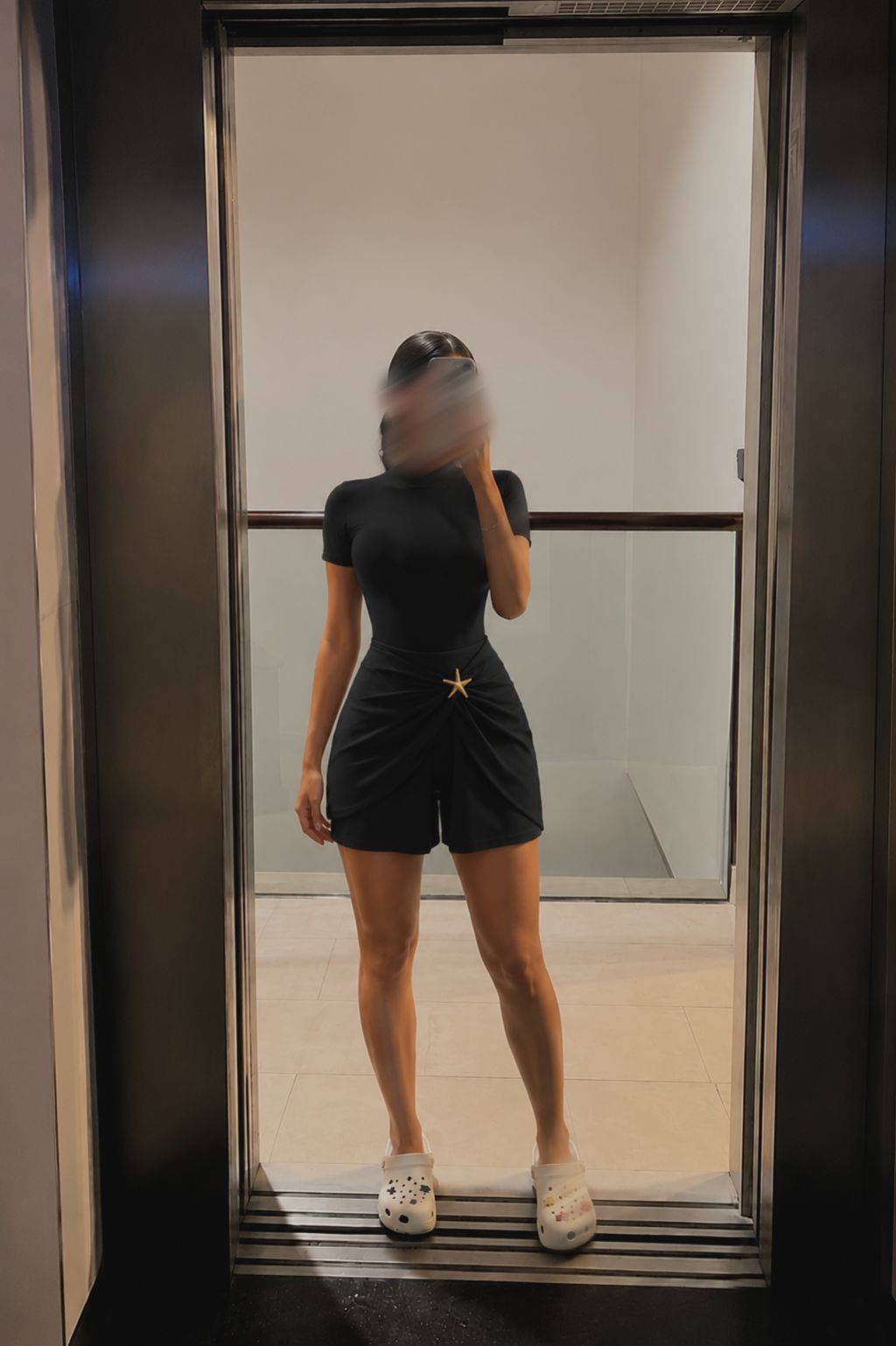 Burkini short et cache-maillot en noir