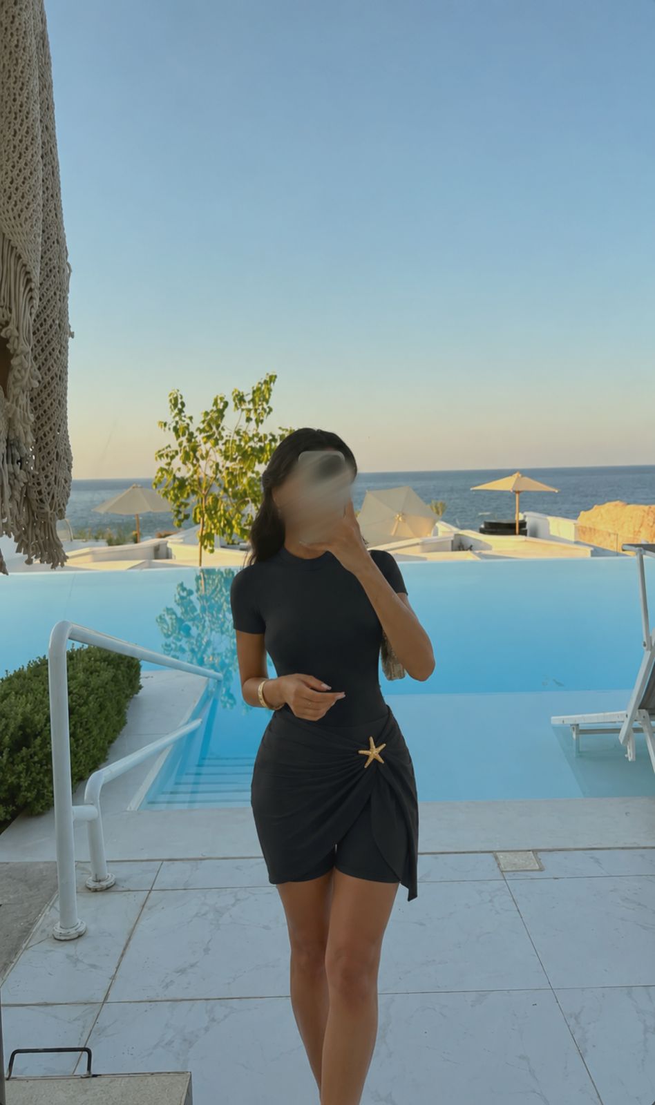Burkini short et cache-maillot en noir
