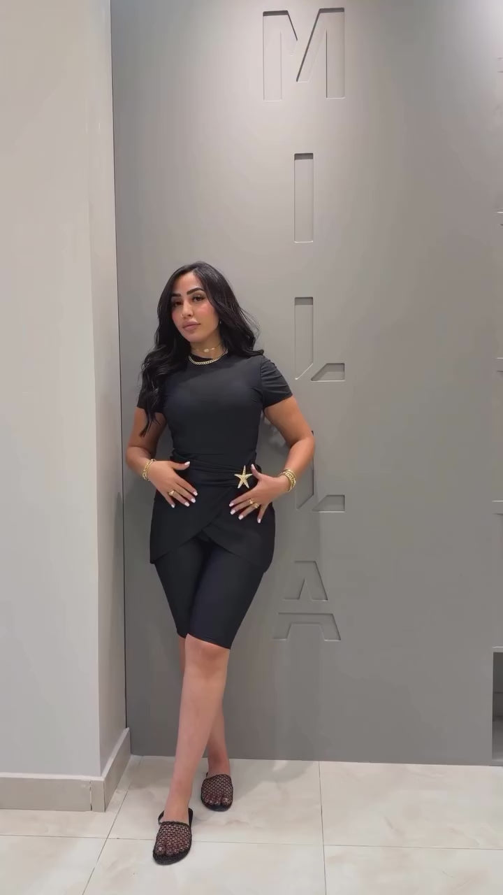 Burkini short et cache-maillot en noir